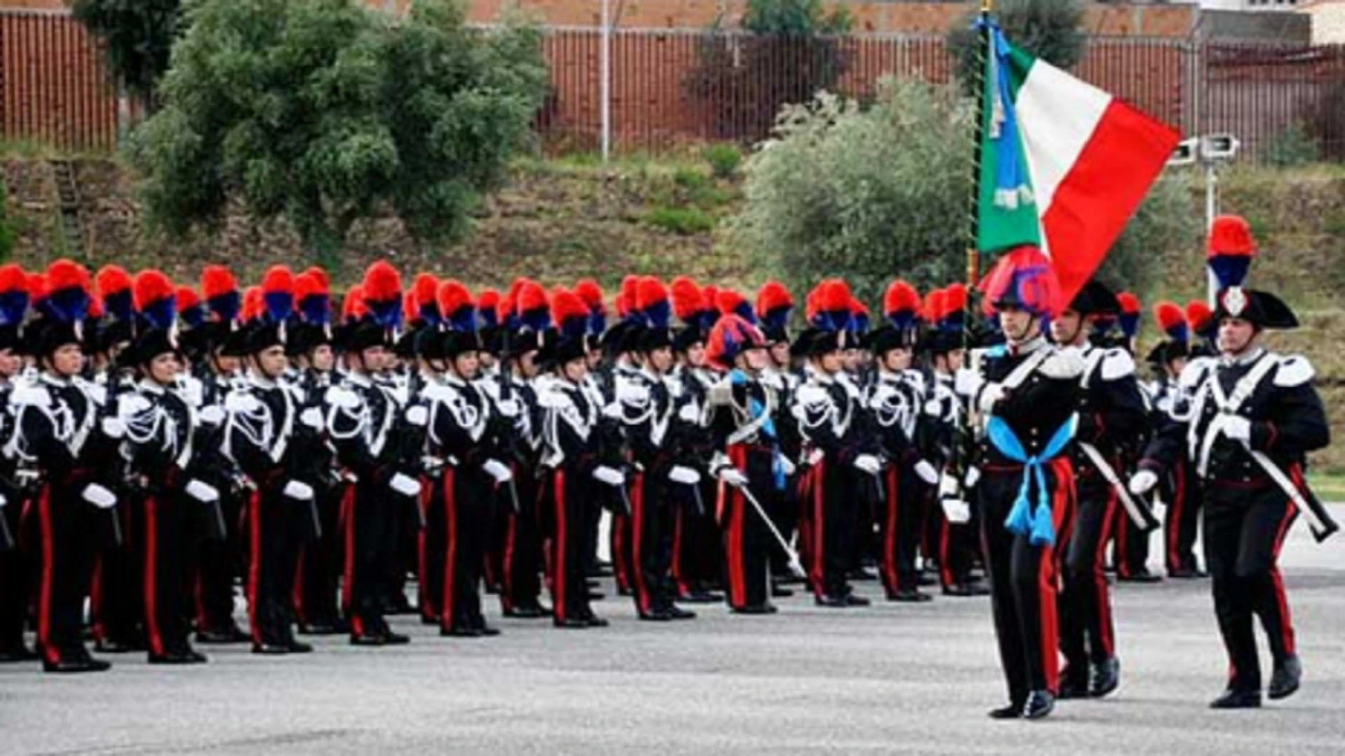 In Piazza Andrea d’Isernia L’Arma ha celebrato il 211°annuale della sua fondazione.